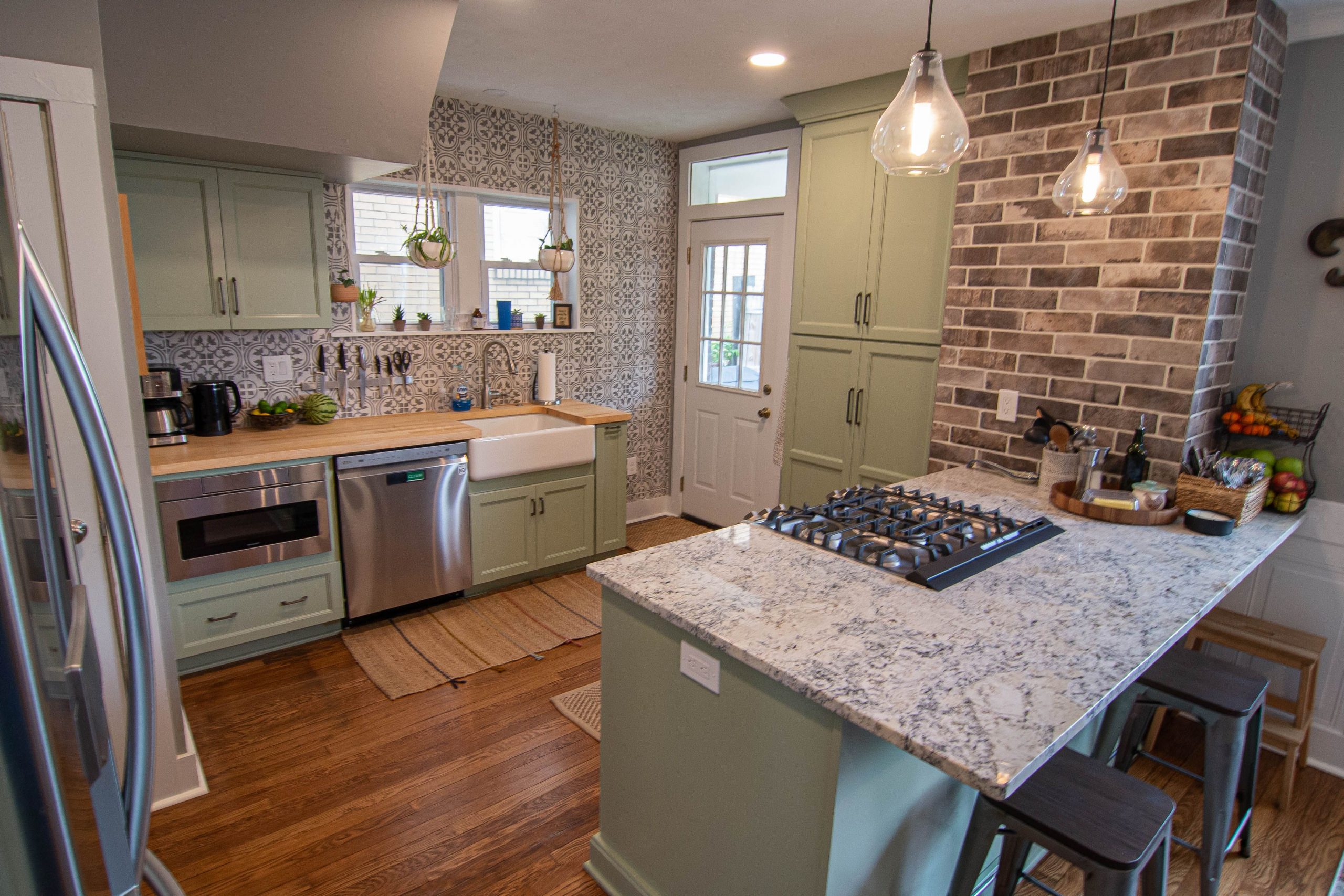 Rustic Sewickley Elegance in this Quaint Farmhouse Style Kitchen