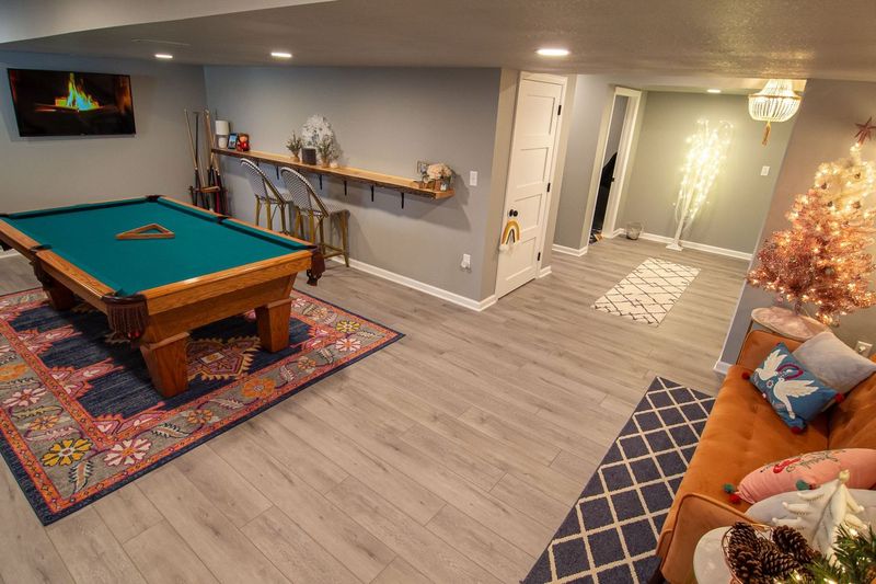 Stylish McMurray Entertainment Area for Family and Friends Utilizing Open Space to Shoot Pool and Watch Favorite Sports Team