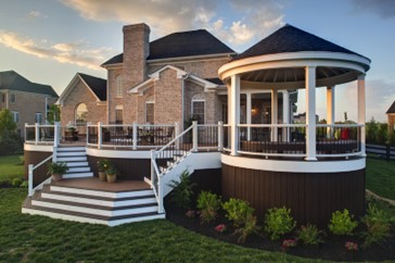 Custom outdoor deck in Allison Park, PA