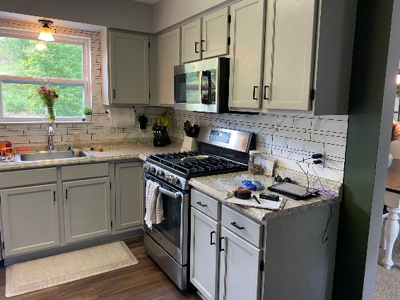 Coraopolis kitchen before remodel.